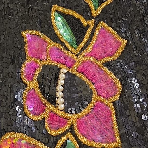 Judith Ann Silk Chic Black Sequin Dress with Floral Embellishments - Picture 15 of 16